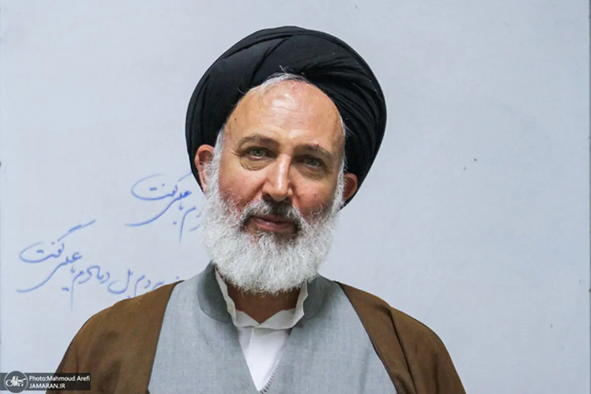 هیچ عالمی تأیید نمی‌کند که ما برای مقابله با بی‌حجابی، از افراد عکس بگیریم
