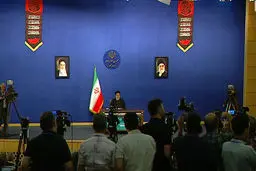 رئیسی: از مردم صبور تشکر می‌کنم / ساختارهای فسادزا در دولت باید اصلاح شود / مذاکره برای رفع تحریم‌هاست / گشت ارشاد مدیران تشکیل شد