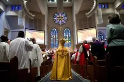 کاهش دینداری در آمریکا
