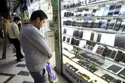 ترخیص ۱۳ میلیون تلفن همراه از گمرکات کشور