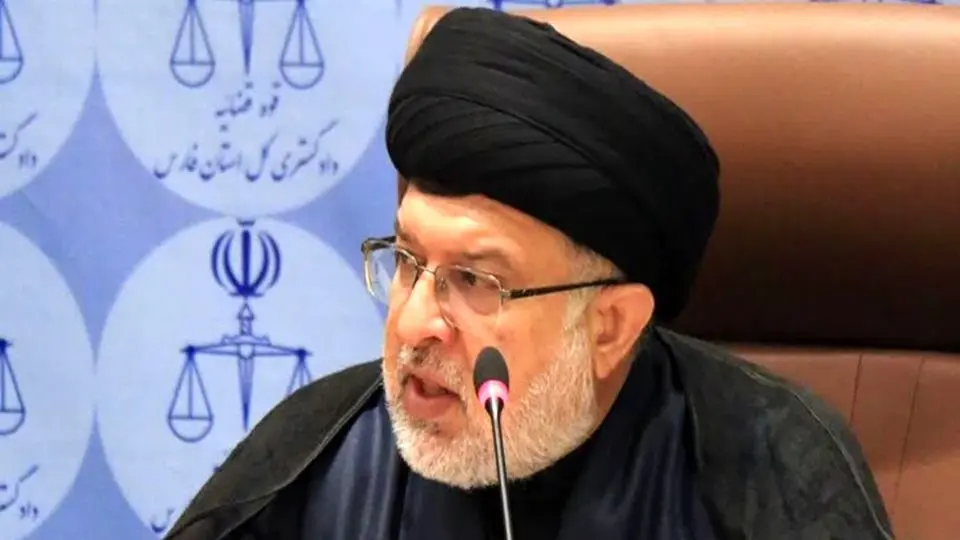 ‌دادگستری فارس: تفهیم اتهام ضاربین ‌باغ نارنجستان‌/وابستگی سازمانی یکی از متهمین در فرایند قانونی تاثیری نخواهد داشت