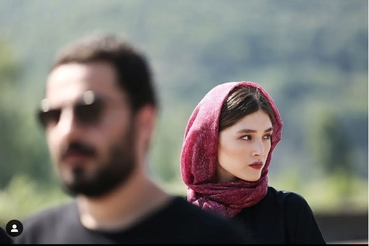 عکس‌هایی که نشان می‌دهد فرشته حسینی، همسر نوید محمدزاده از ایران رفت!
