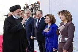 حمایت «کیهان» از احوالپرسی رئیسی با زنان بی‌حجاب سوری