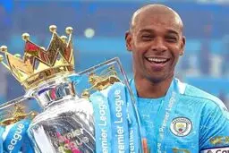 فرناندینیو اسطوره منچستر سیتی از دنیای فوتبال خداحافظی کرد
