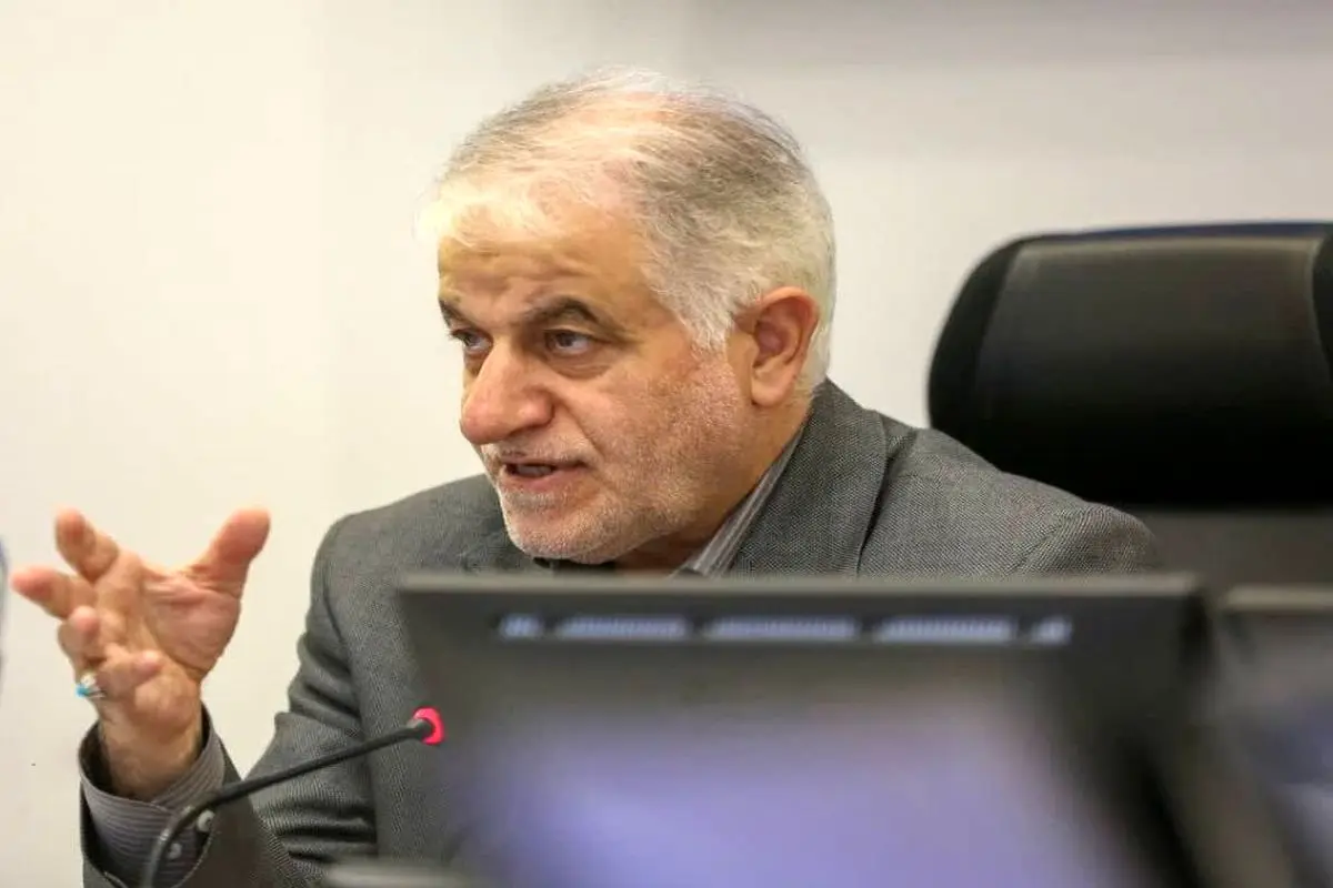 بانوان فرهیخته الگو و مایه افتخار جامعه ما هستند