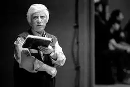 بیضایی پایان‌ناپذیر است

