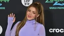 شکیرا آهنگ رسمی جام جهانی را خواند 