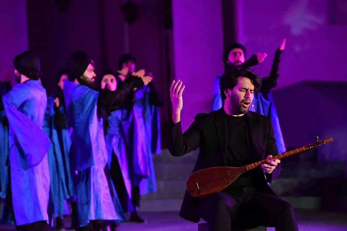 سهراب پورناظری «سیصد» را به صحنه می‌برد


