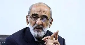 اعلام برائت حسین شریعتمداری از تندروها! 