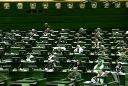 چند عکس از نمایندگان مجلس با لباس سپاه 