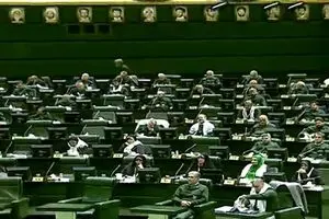 چند عکس از نمایندگان مجلس با لباس سپاه 