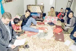 12 سال با دست‌های بی‌ادعا