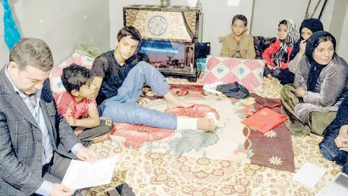 12 سال با دست‌های بی‌ادعا