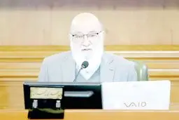 چمران صحنه را خالی نکرد