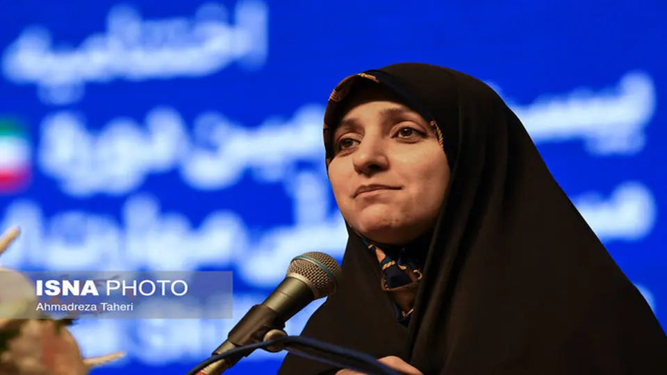 ثبتنام دانشآموزان بدون مدارک در مدارس و ضمانت وام برای زنان سرپرست خانوار