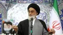 امام جمعه قم: باید این را از ذهن خود بیرون کنید که می‌توان با آمریکا کنار آمد 