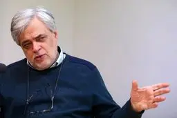 محمد مهاجری: معتقدم  به شعار نه شرقی و نه غربی در برهه‌هایی از تاریخ بعد از انقلاب بی‌توجهی شده است