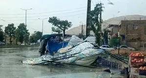 خسارت باران شدید تابستانی به شهرستانی در فارس
