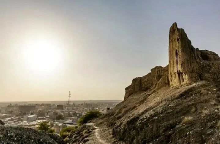 دبستان دخترانه در میناب هدف حمله اسراییل قرار گرفت + آمار شهدا و مجروحان