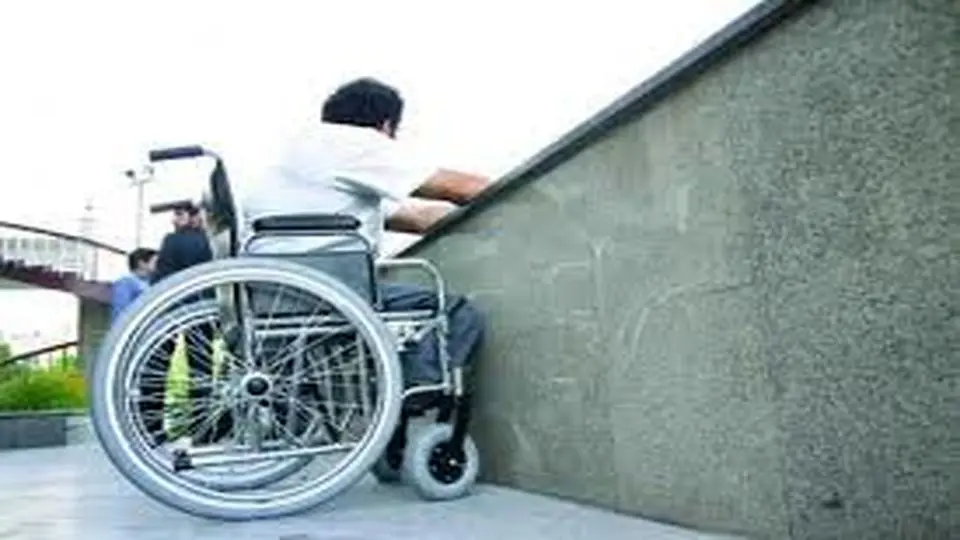 چرا بهزیستی
ویلچرنشینان را رها کرد؟