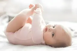 زهرا و فاطمه بیشترین فراونی نام‌های دختران ایرانی