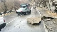 جاده چالوس به علت طغیان سیلاب مسدود است