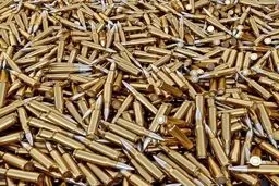 کشف و ضبط 3 هزار فشنگ جنگی در خرمشهر/  متهم ضمن درگیری و تیراندازی به سمت ماموران، متواری شد