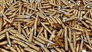 کشف و ضبط 3 هزار فشنگ جنگی در خرمشهر/  متهم ضمن درگیری و تیراندازی به سمت ماموران، متواری شد