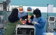 انجام نخستین عمل جراحی نوزاد در بیمارستان اکباتان