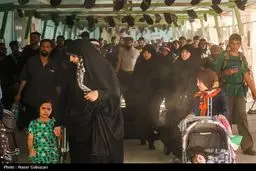 ازدحام شدید زائران در مرز مهران/ مسئولان چاره‌اندیشی کنند
