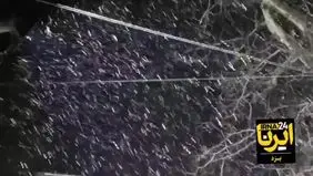 بارش اولین برف پائیزی در یزد+ ویدئو