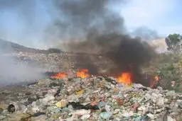 محیط‌زیست تهران: برخی عناصر معاند و افراد فرصت طلب با سوء استفاده از شرایط پساجنگ، اقدام به سوزاندن پسماند می‌کنند
