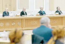 ‌یک سفر، سه نشانه