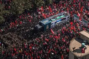 تغییر مهم در برنامه تشییع: وداع عمومی در مشهد برگزار نمی شود/ محل تدفین رهبر شهید انقلاب در حرم امام هشتم (َع) آماده شد + ویدیو 