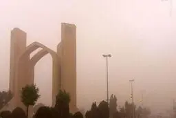 سرعت توفان در اردکان یزد به ۱۳۲ کیلومتر بر ساعت رسید