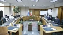 محافظ البنك المرکزي یجتمع مع السفیر القطري لدى طهران