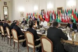 أمیر عبد اللهیان یؤکد على التعاون طویل الأمد مع الهند