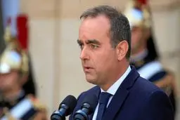 نخست وزیر جدید فرانسه کابینه خود را معرفی کرد