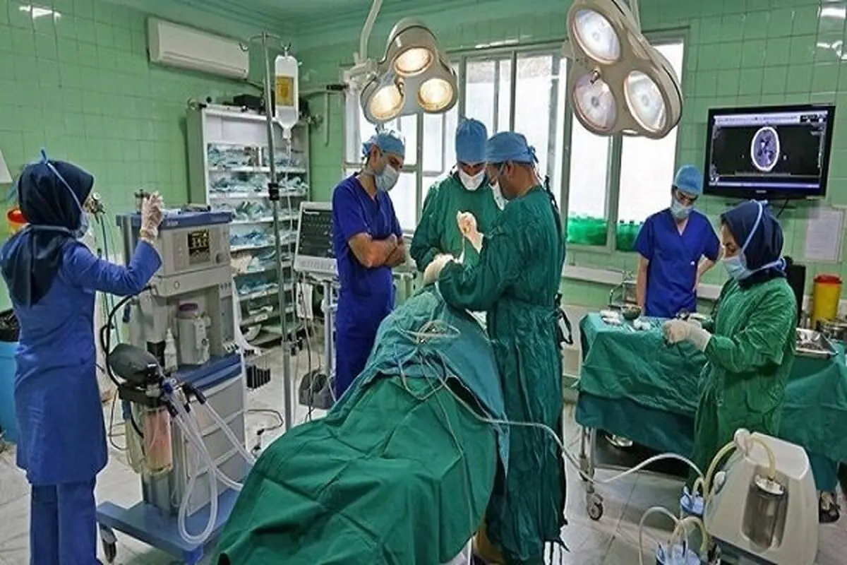 آغاز طراحی لباس جراحی اسلامی بیماران در اتاق عمل برای «رعایت حدود شرعی»
