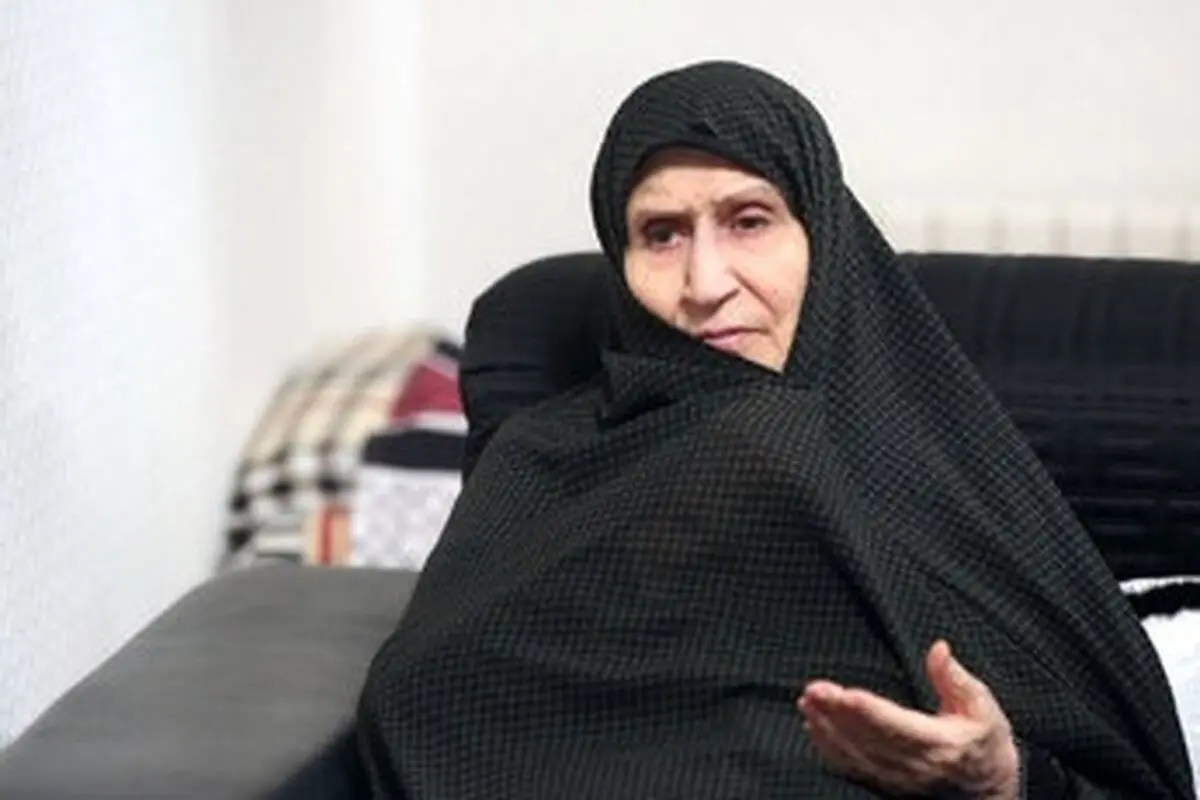 تصاویری از دیدار خانوادگی شیخ زکزاکی با زهرا مصطفوی دختر امام /عکس

