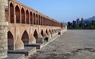 کشاورزان اصفهانی: انتقال آب زاینده‌رود به یزد قانونی نیست