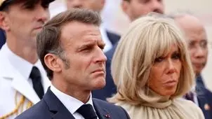 شایعه جنجالی درباره همسر مکرون در ایستگاه محاکمه پاریس/ شکایت مکرون‌ها در آمریکا