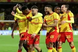 لانس پاری سن ژرمن را پشت سر گذاشت