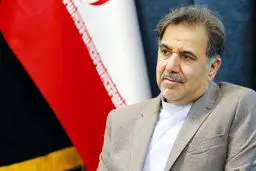 توسعه از سیستم بسته حاصل نمی‌شود

