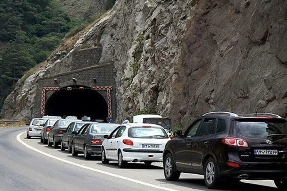 محورهای مواصلاتی استان سمنان به دلیل باران لغزنده است