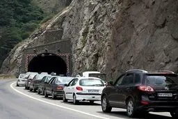 محورهای مواصلاتی استان سمنان به دلیل باران لغزنده است