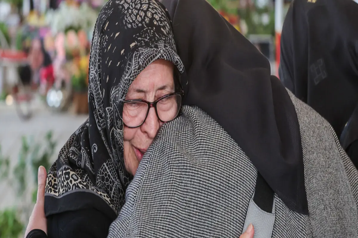 عکس‌هایی که ایرنا از خانواده شهید کمال خرازی منتشر کرد