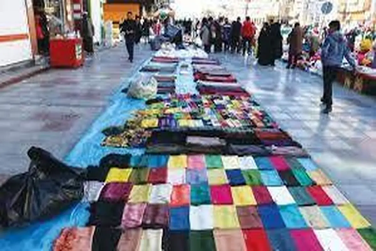 لزوم ساماندهی دستفروشان بازار تهران

