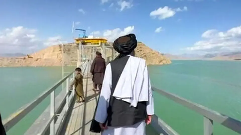 افغانستان با سیمان ایرانی آب را روی ایران سد میکند