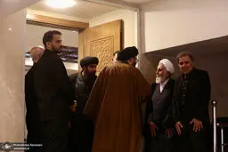 عکس‌های دو نفره علی‌اکبر ناطق نوری و عباس آخوندی در مراسم ختم مادر همسرشان